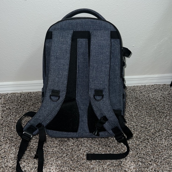 K&F Concept Camera Backpack - Picture 2 of 5